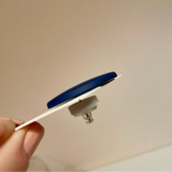 Navy Blue Round Button Style Disk Earrings, retro 50s 60s 90s NWT - Picture 4 of 4